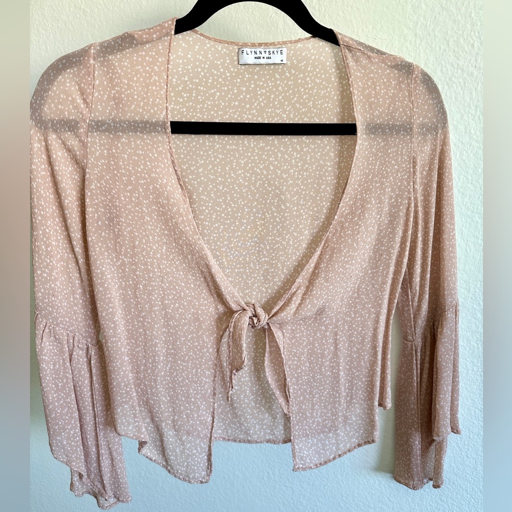 XS Flynn Skye Knot Your Business Spotted Bell Sleeve Tie Front Blouse - like New